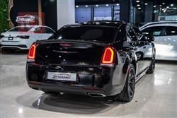 کرایسلەر 300